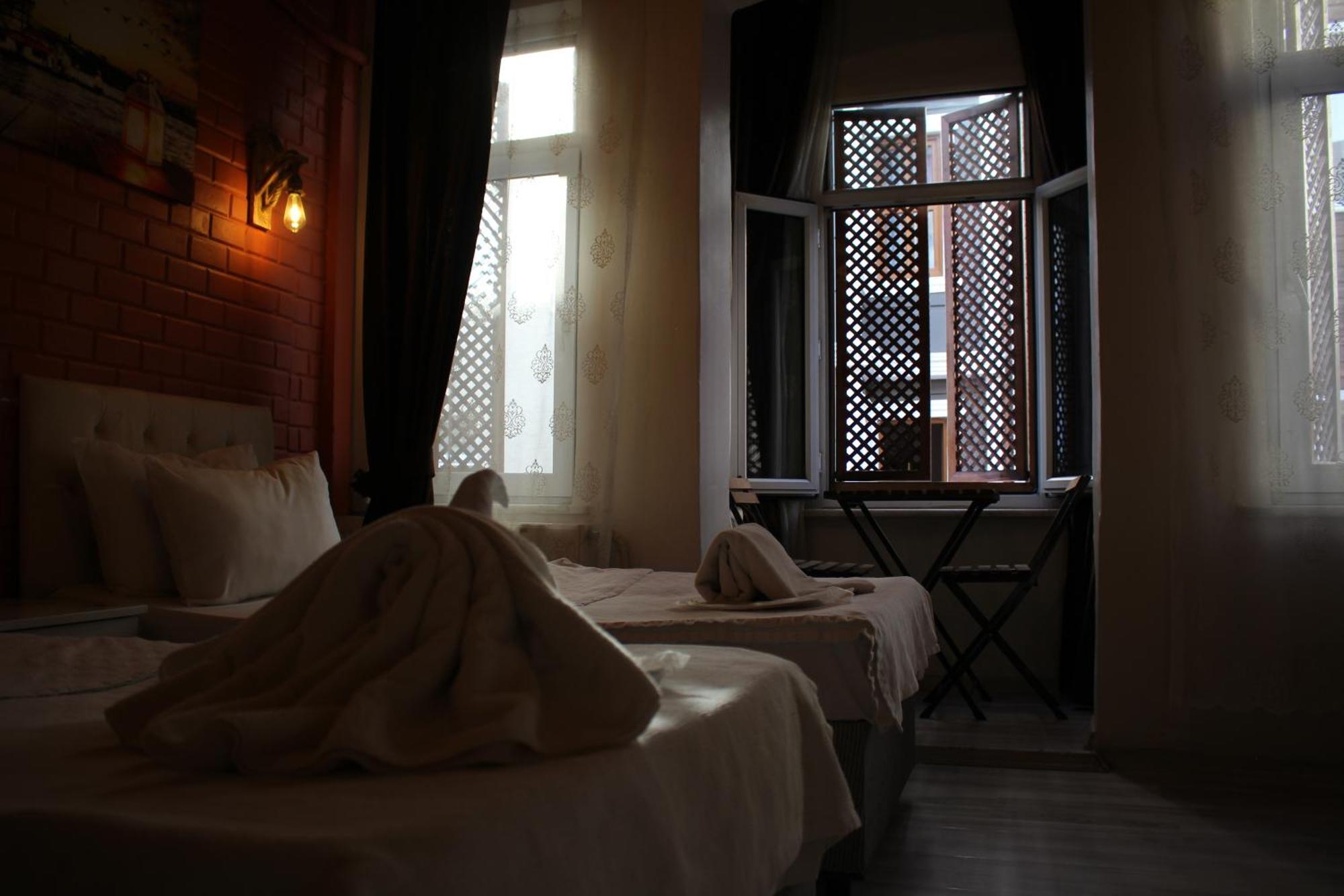 Taksim Bricktown Suite Istanbul Ngoại thất bức ảnh